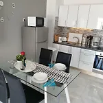 Casa Flores With Heated Pool, Only 490 Meters To The Beach, Balcony, Wifi Apartmán