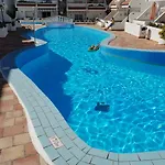 Apartmán Casa Flores With Heated Pool, Only 490 Meters To The Beach, Balcony, Wifi *