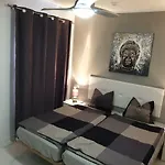 Casa Flores With Heated Pool, Only 490 Meters To The Beach, Balcony, Wifi Arona (Tenerife)