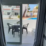 Casa Flores With Heated Pool, Only 490 Meters To The Beach, Balcony, Wifi Apartmán
